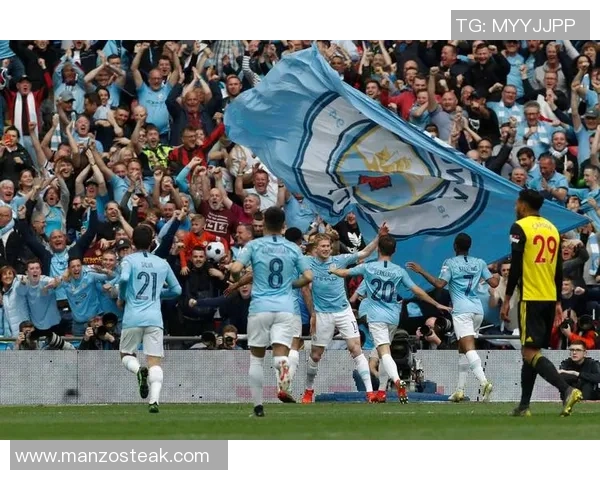 中超热刺与巴黎圣日耳曼激战成平局补时进球引发全场狂欢